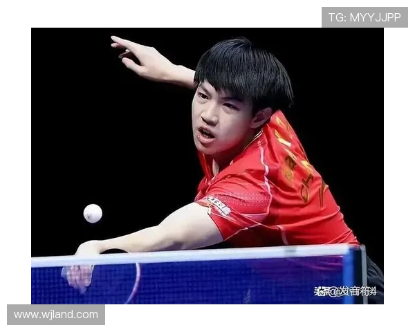 马斯喀特站国乒双胜黄友政向鹏