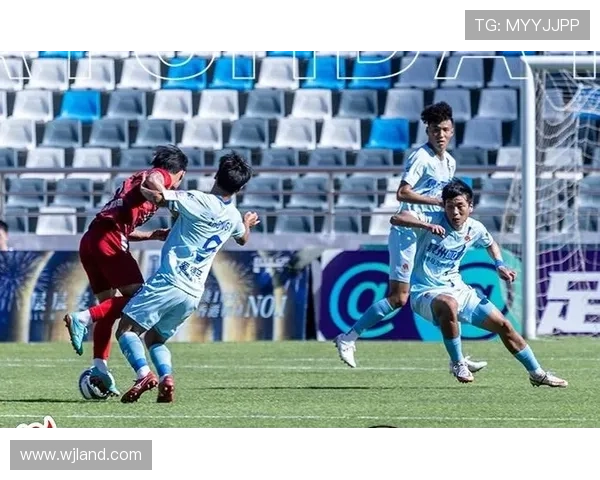 铜梁龙大战西海岸半场战平